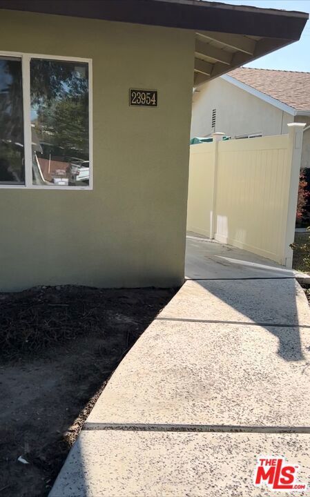 Photo of Listing #25584249