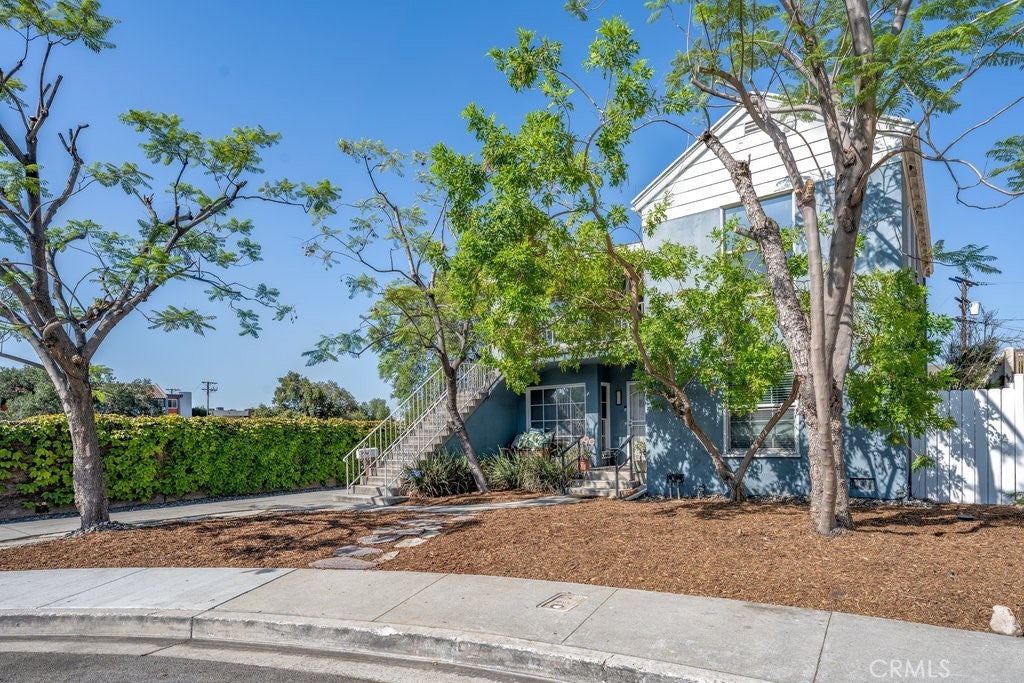 Photo of Listing #SR25196261