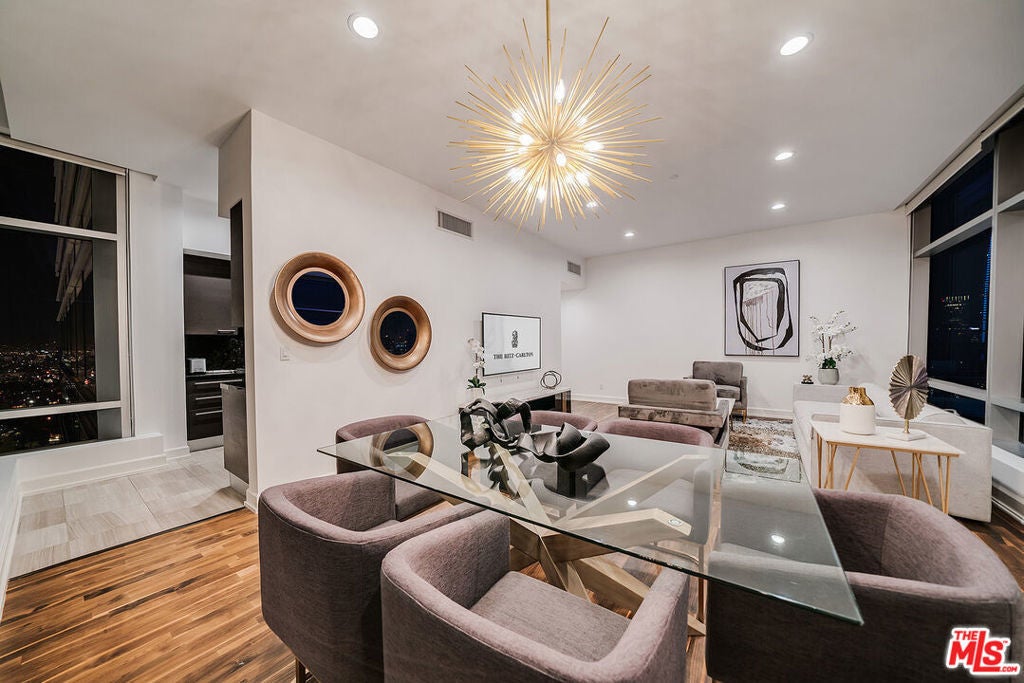 Photo of Listing #25586777