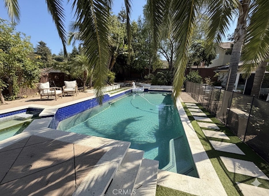 Photo of Listing #SR25198052