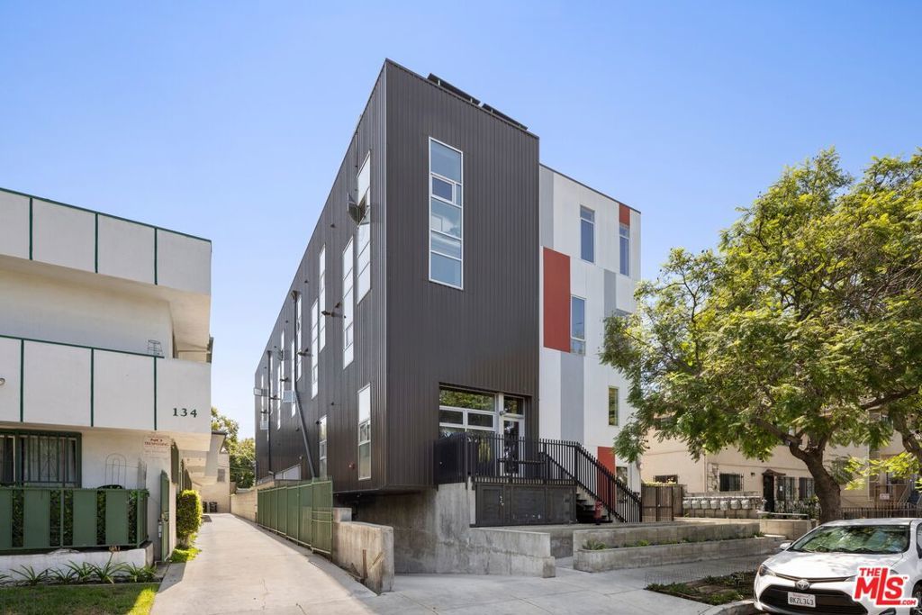 Photo of Listing #25587331