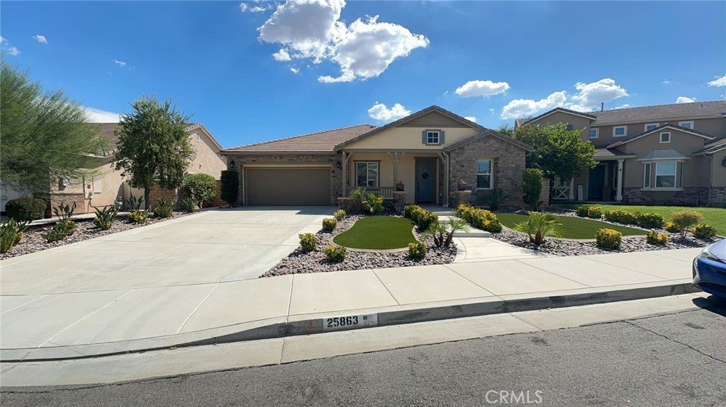 Photo of Listing #IV25199564