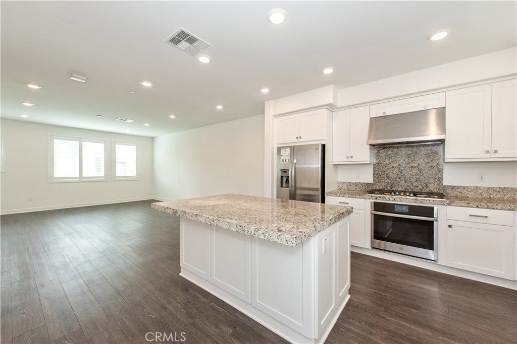 Photo of Listing #OC25199817