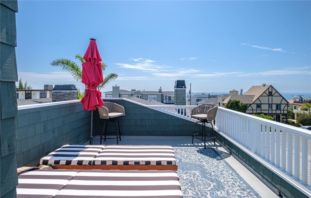 Photo of Listing #SB25198212