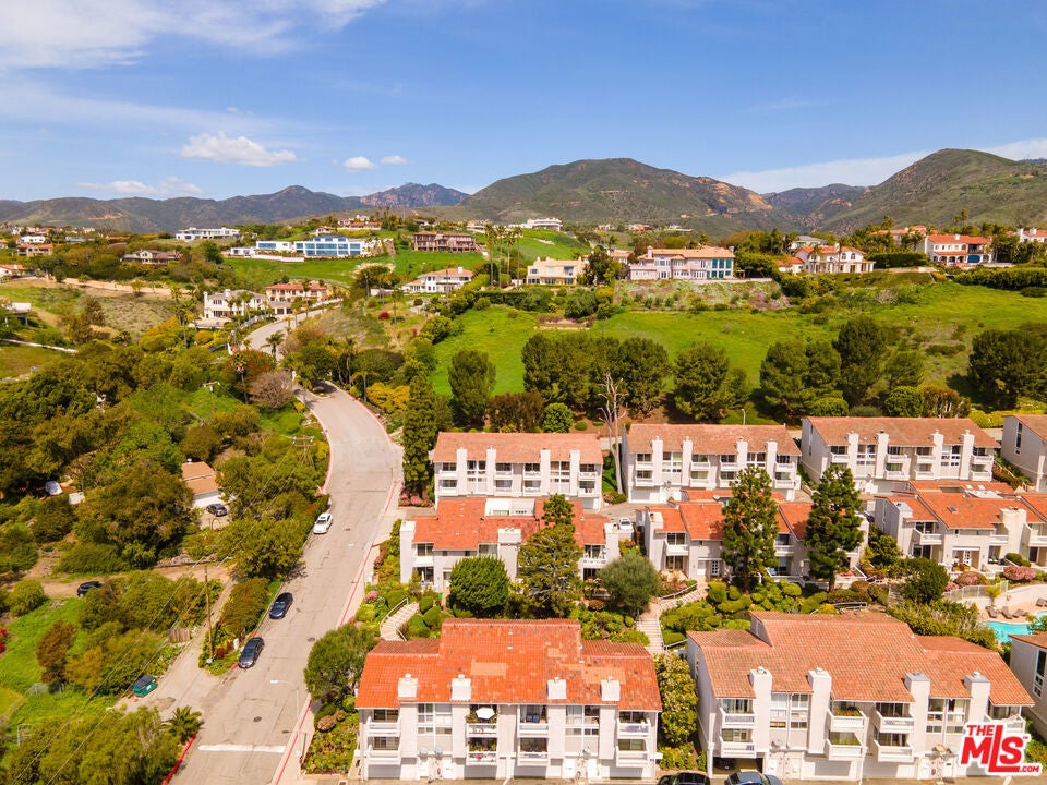 Photo of Listing #25583041