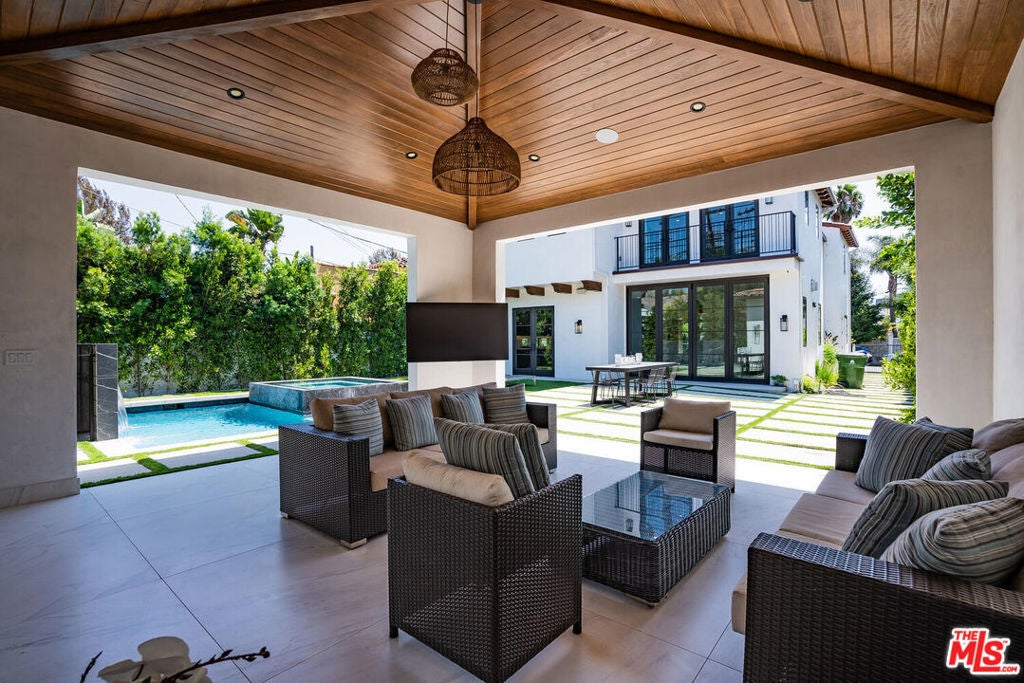 Photo of Listing #25589169