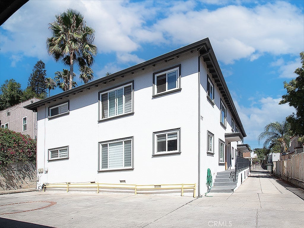 Photo of Listing #SB25215638