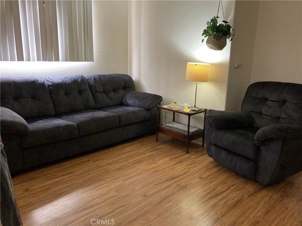 Photo of Listing #PW25216945