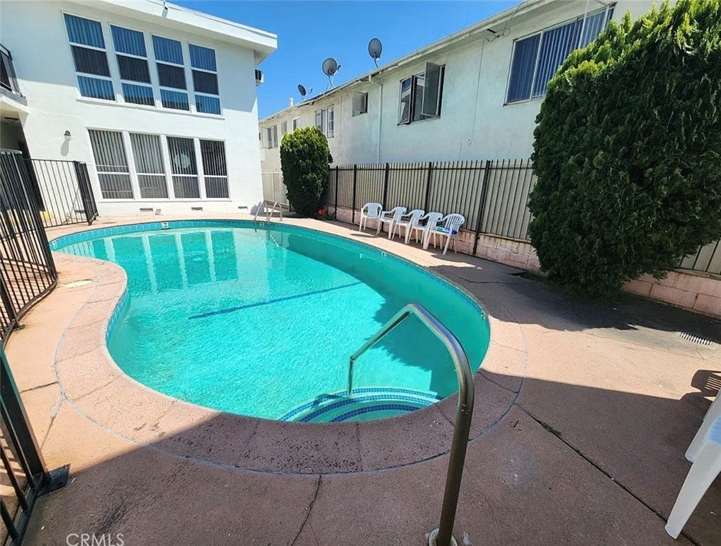 Photo of Listing #SR25217452