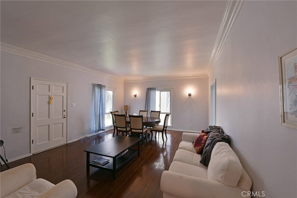 Photo of Listing #SW25217505