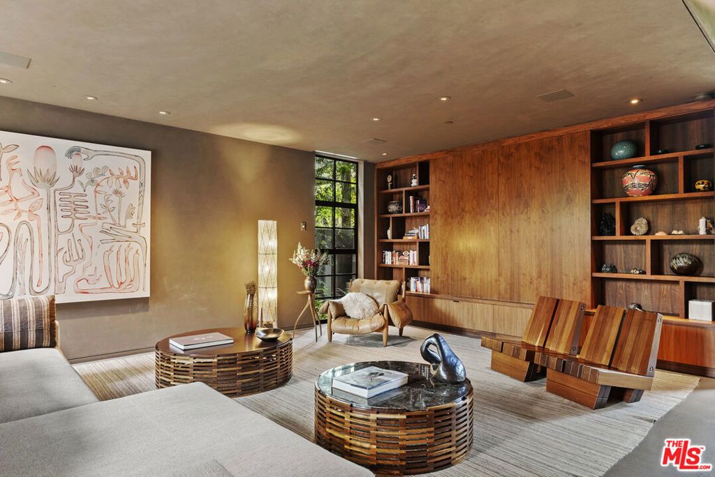 634 Milwood Avenue, Venice