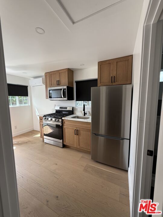 Photo of Listing #25592903