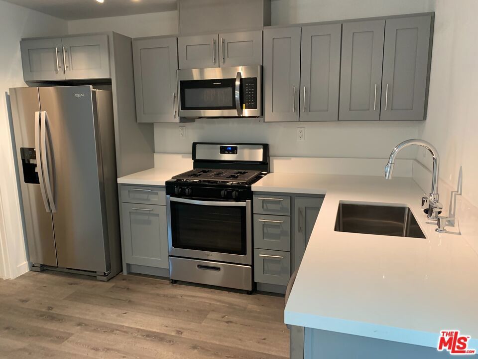 Photo of Listing #25593137