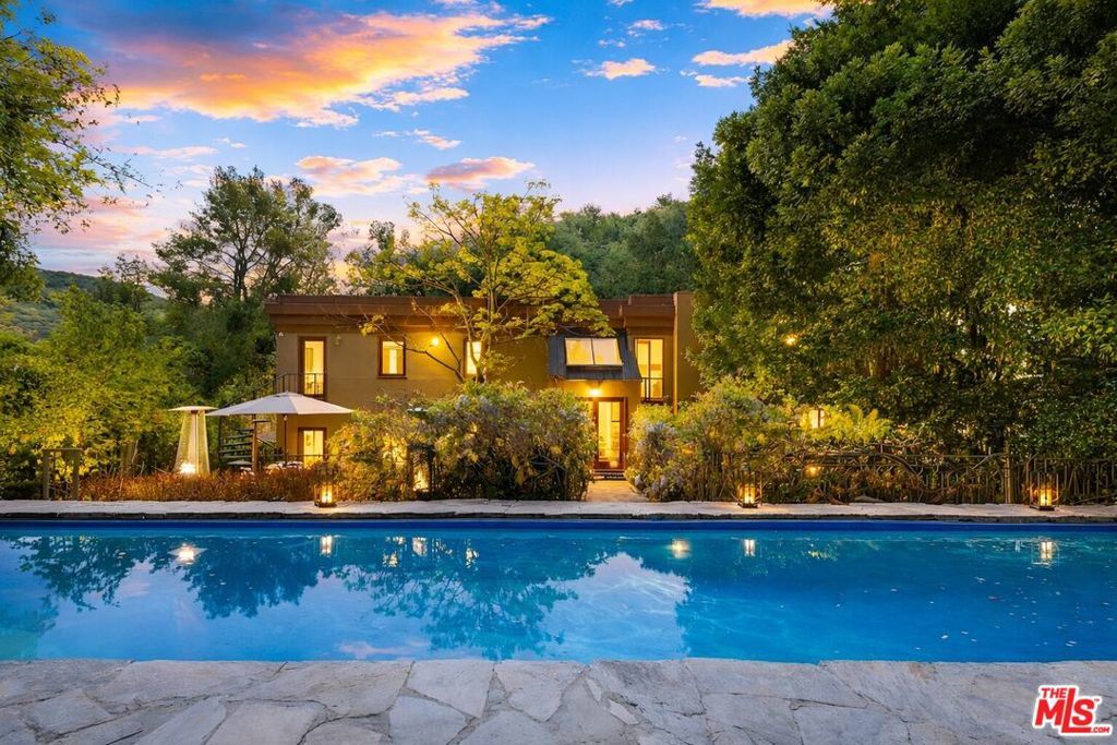 Photo of Listing #25593231