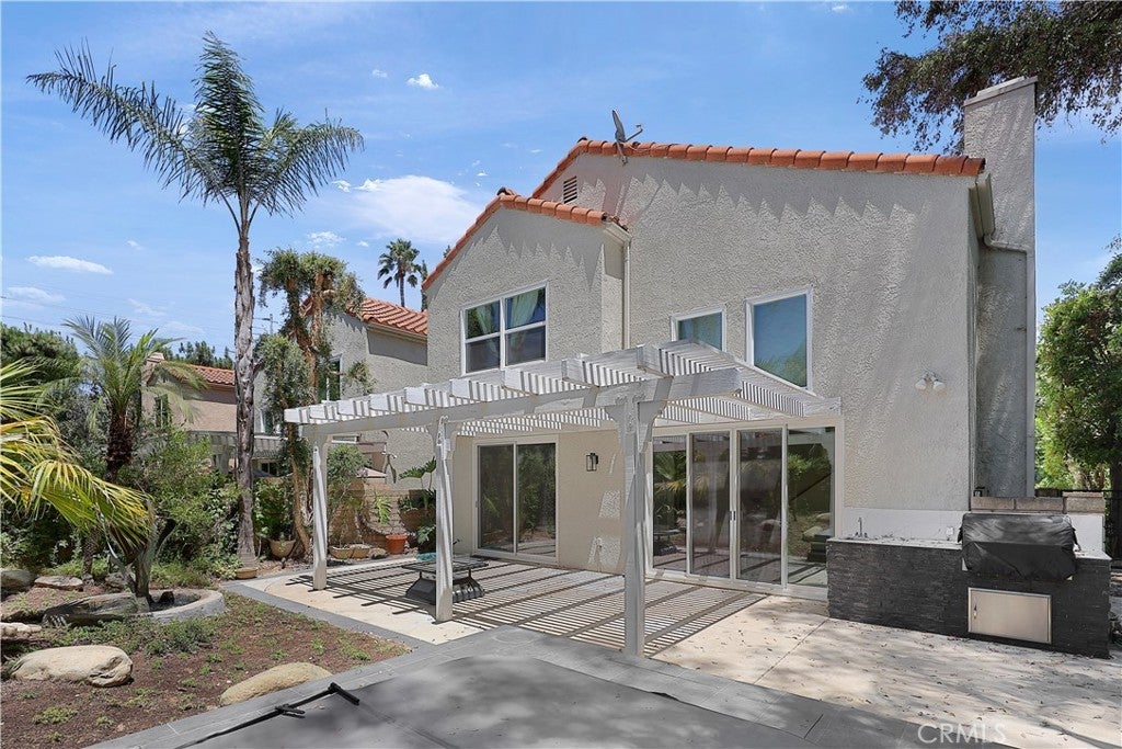 Photo of Listing #SR25219310