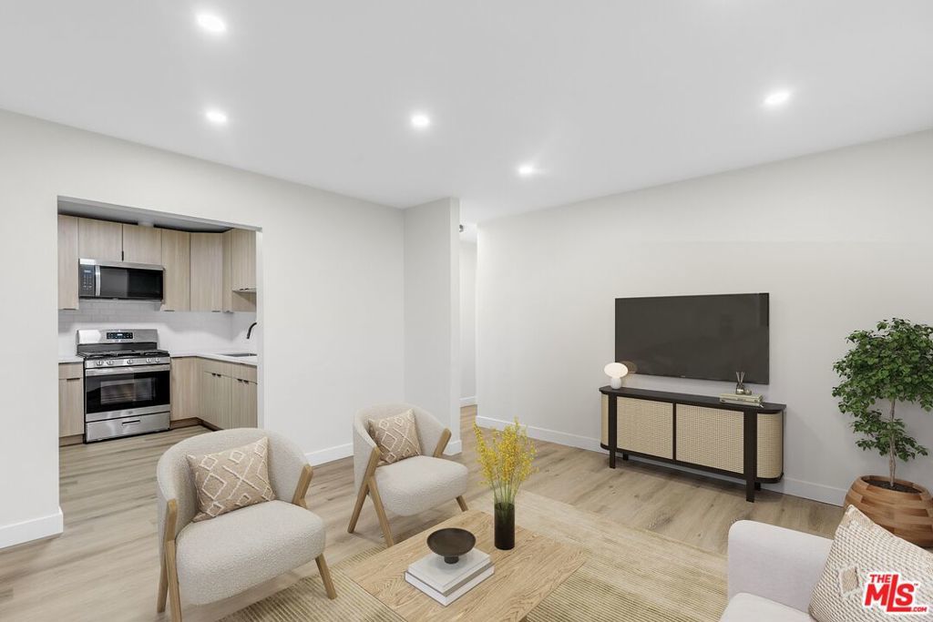 Photo of Listing #25594287