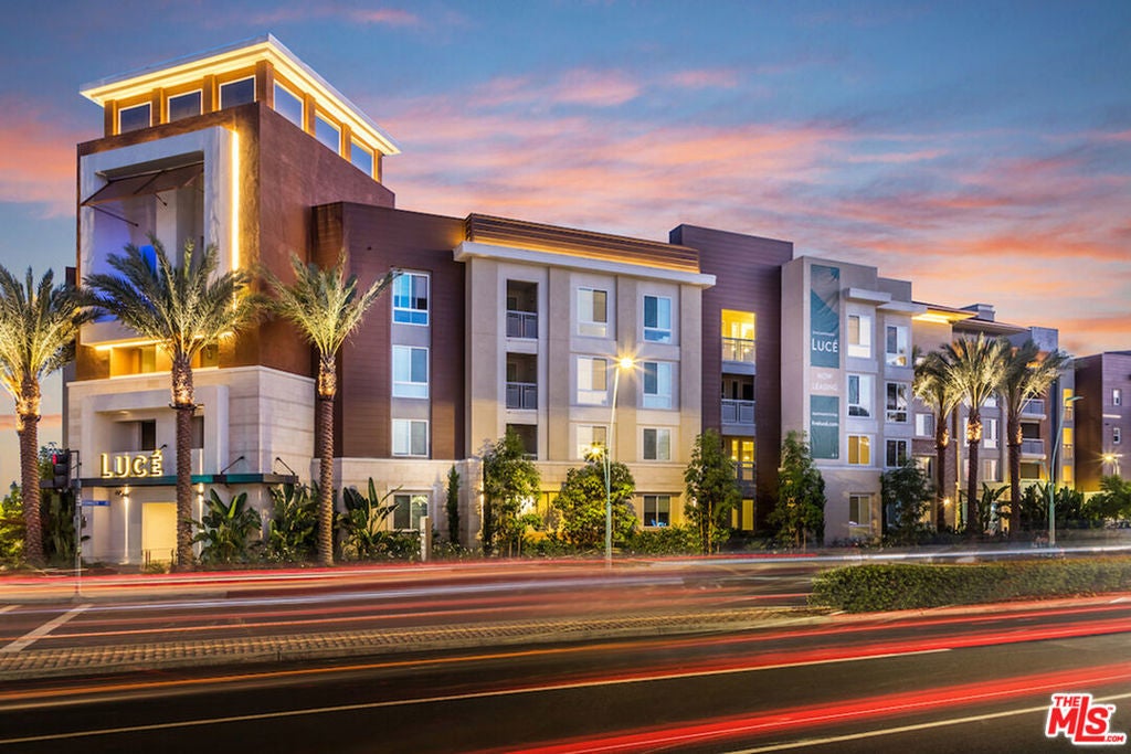 Photo of Listing #25594683