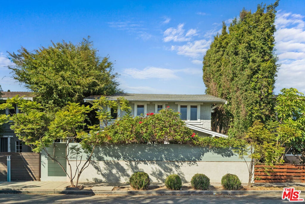 Photo of Listing #25587831