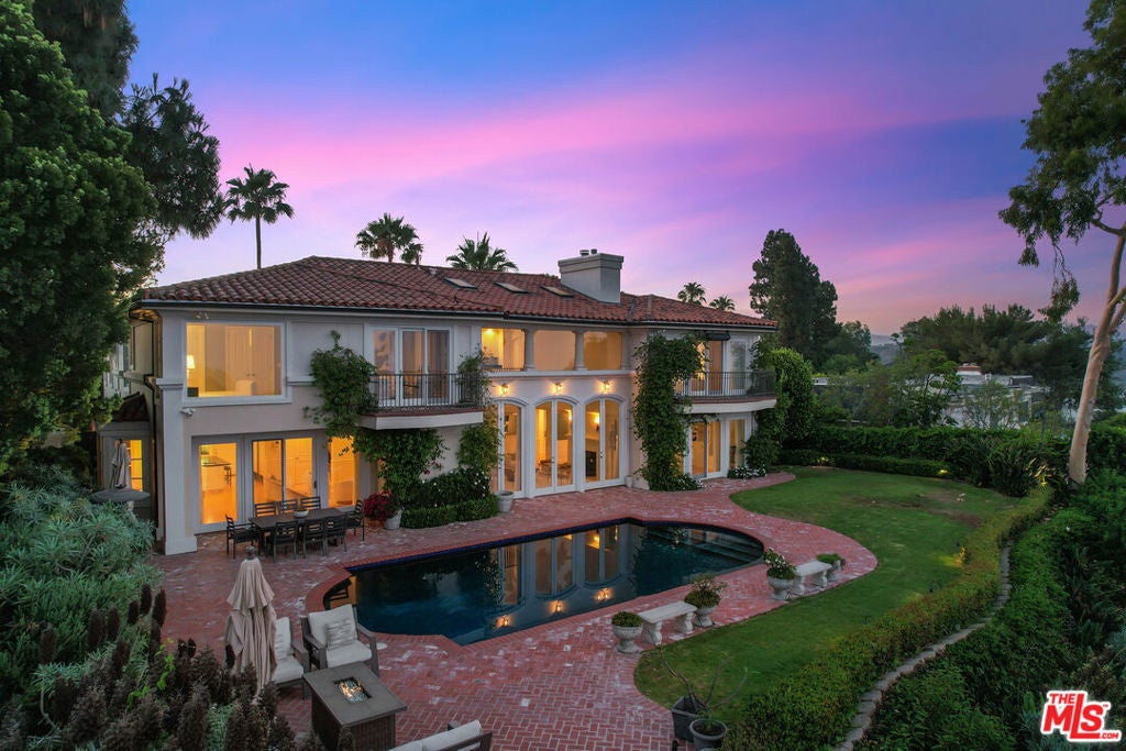 Photo of Listing #25595223