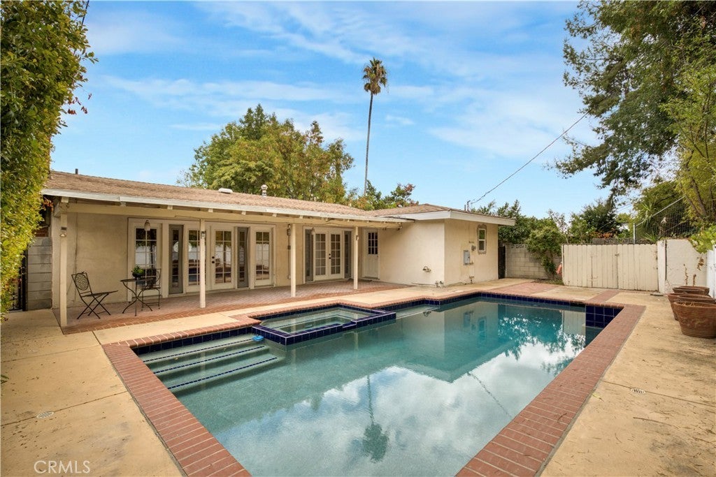 Photo of Listing #SR25221689