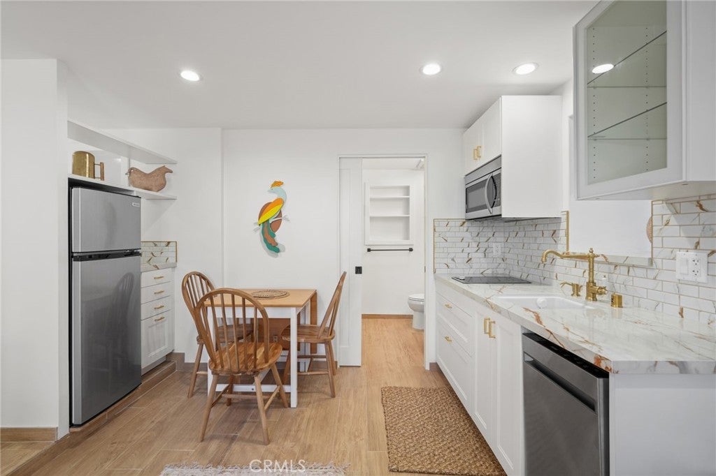 Photo of Listing #SR25220784