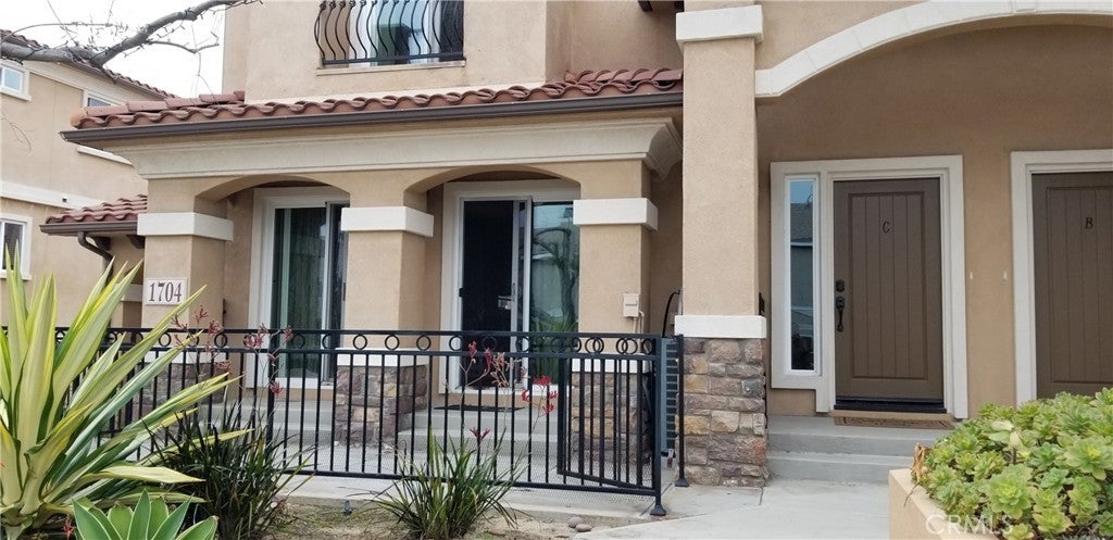 Photo of Listing #SB25222233