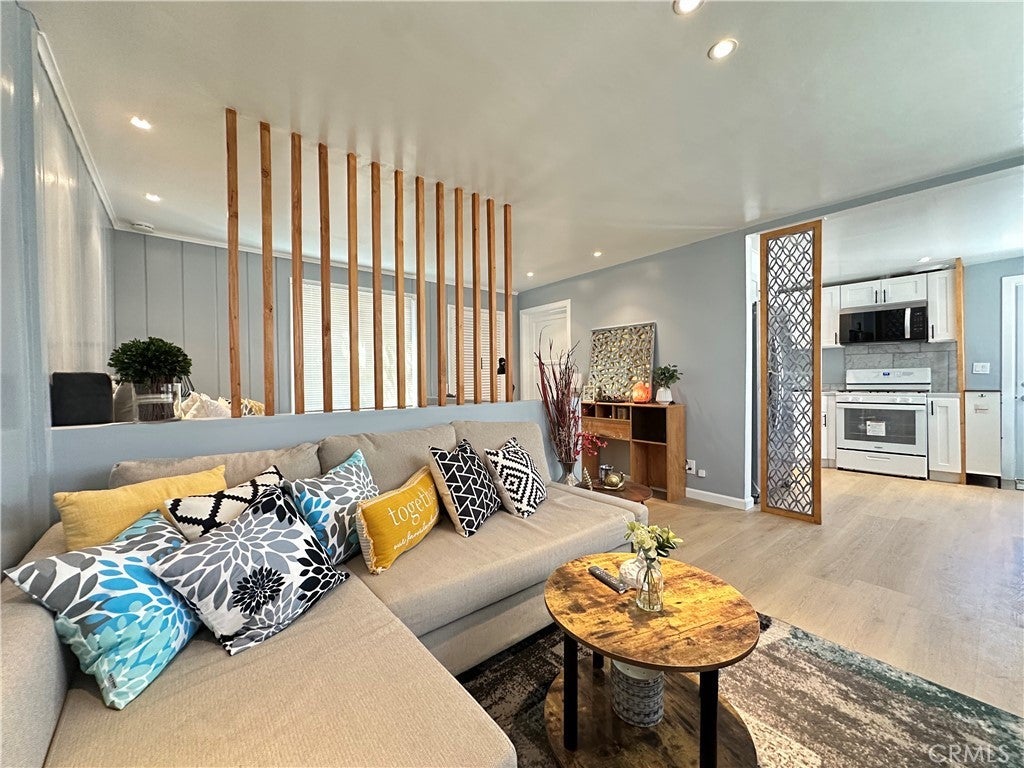 Photo of Listing #CV25223291