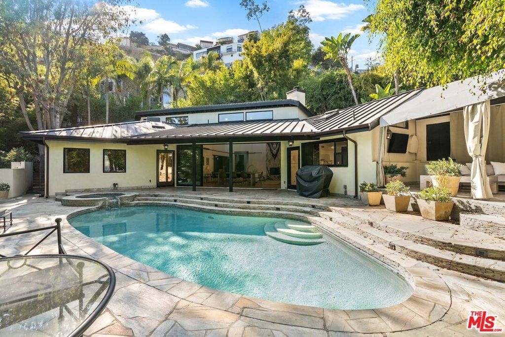 Photo of Listing #25594535