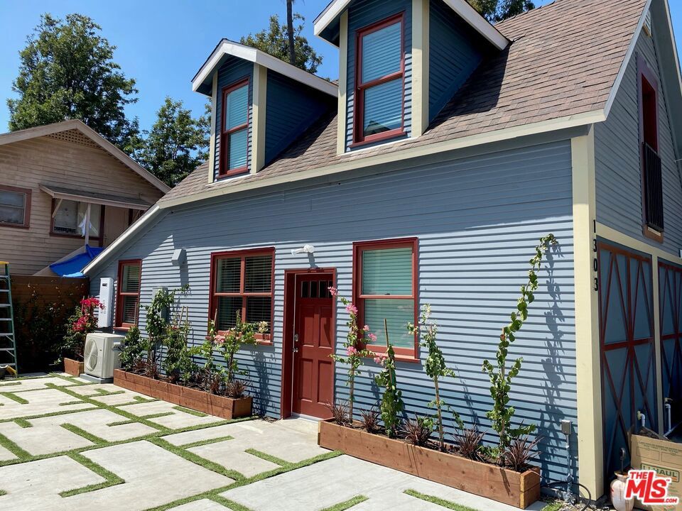 Photo of Listing #25596737