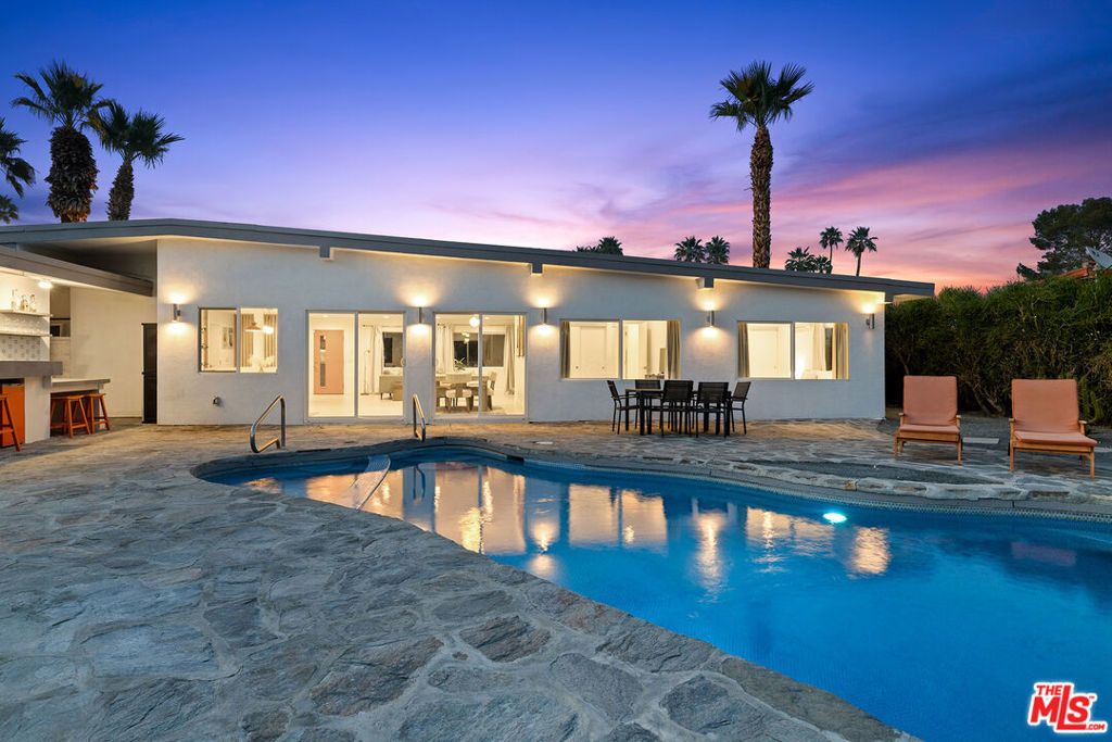74085 Setting Sun Trail, Palm Desert