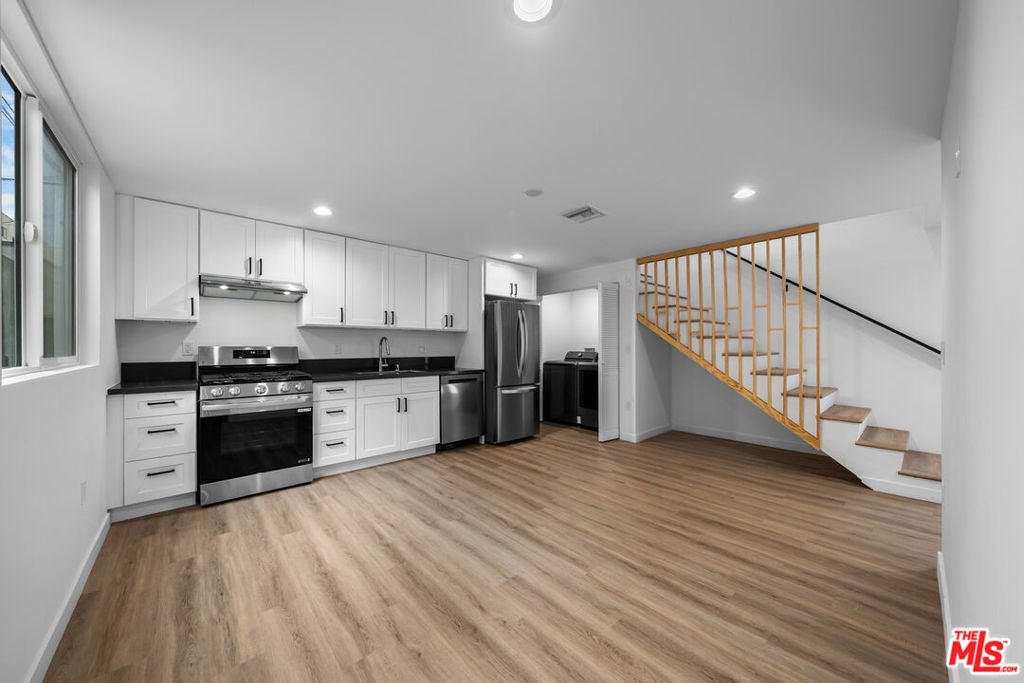 Photo of Listing #25590163