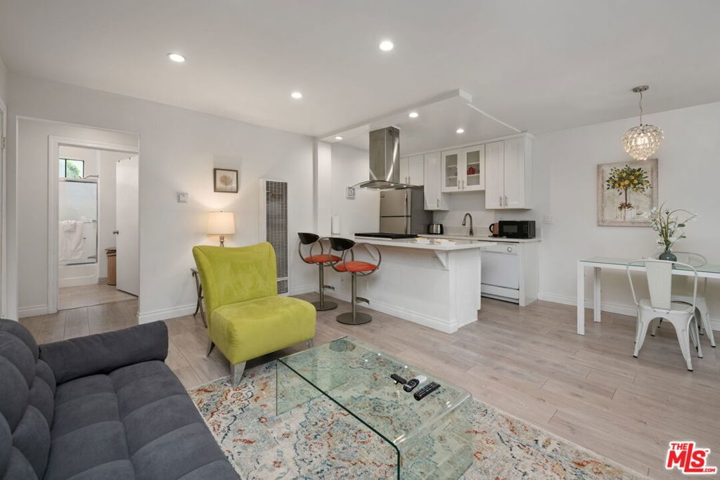 Photo of Listing #25598131