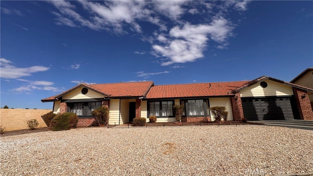 Photo of Listing #CV25226824