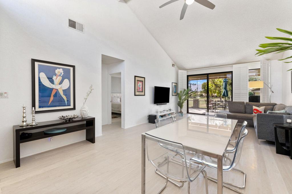 Photo of Listing #219136044DA