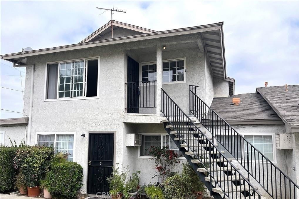 Photo of Listing #PW25228068