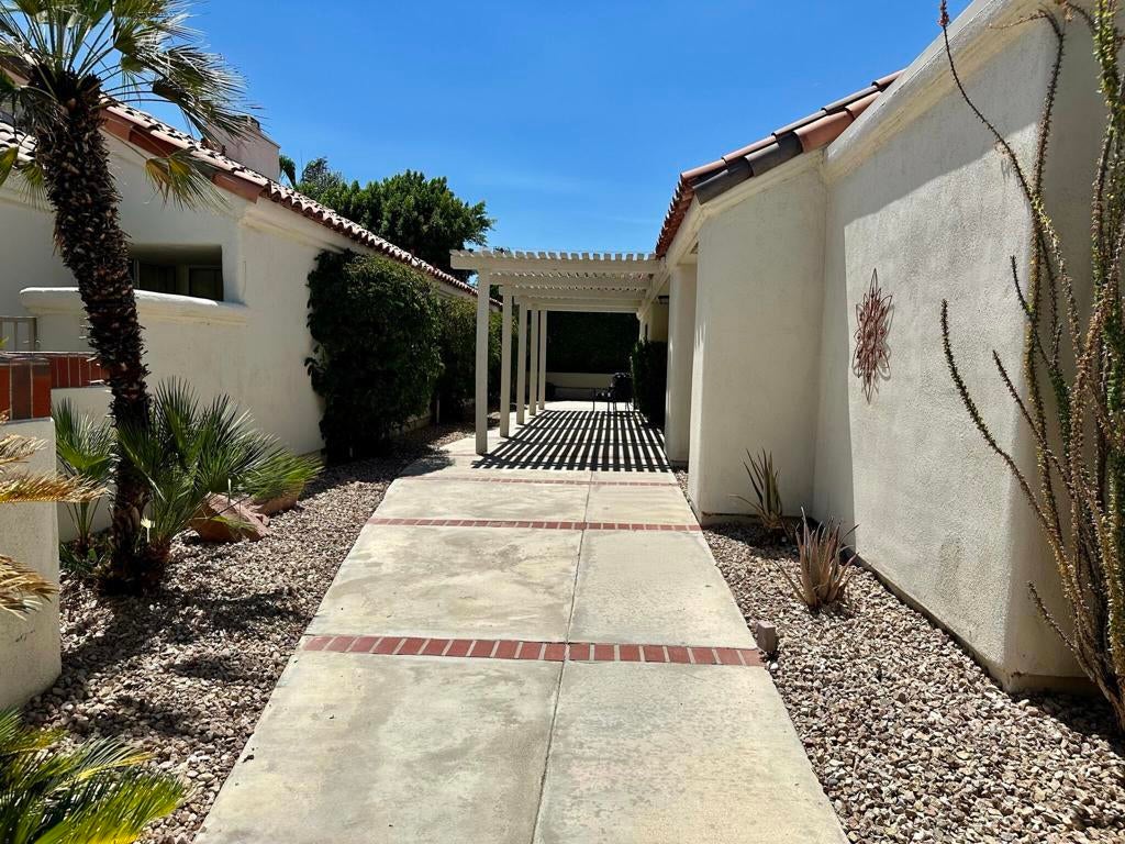 Photo of Listing #219136096DA