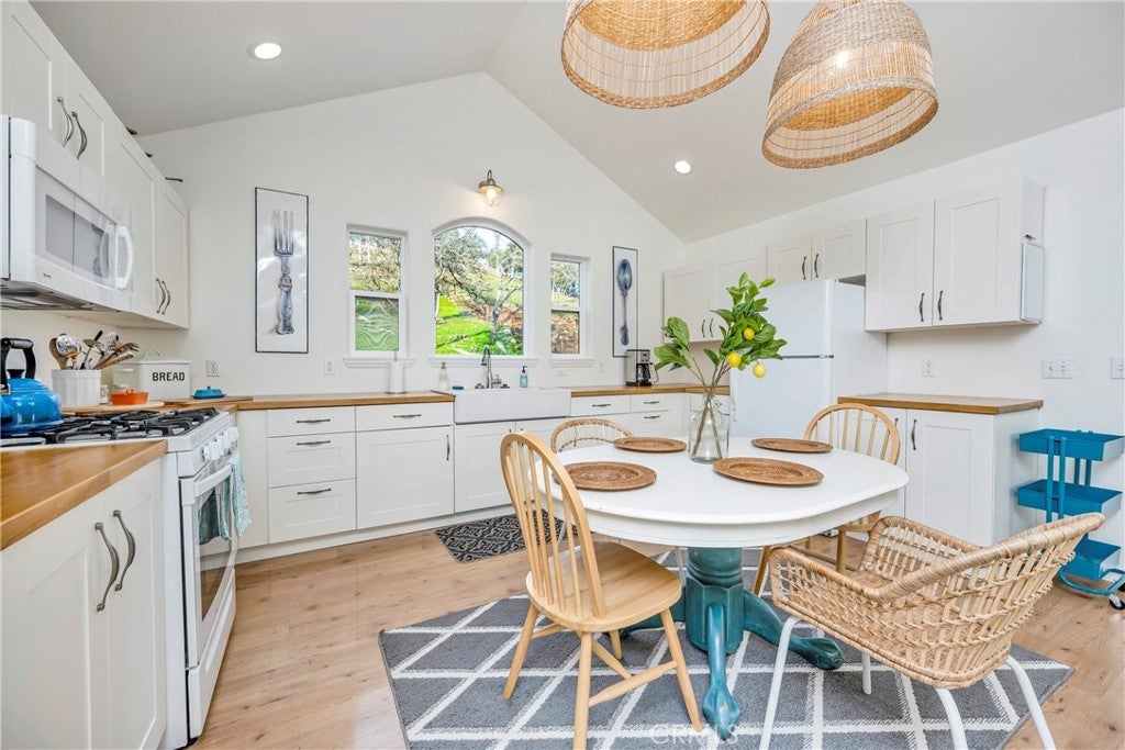 19618 Stinson Road, Hidden Valley Lake