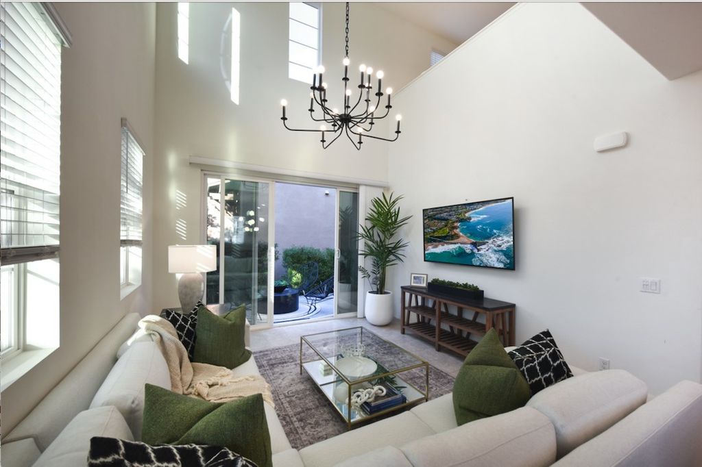 7075 Montecito Lane, Eastvale