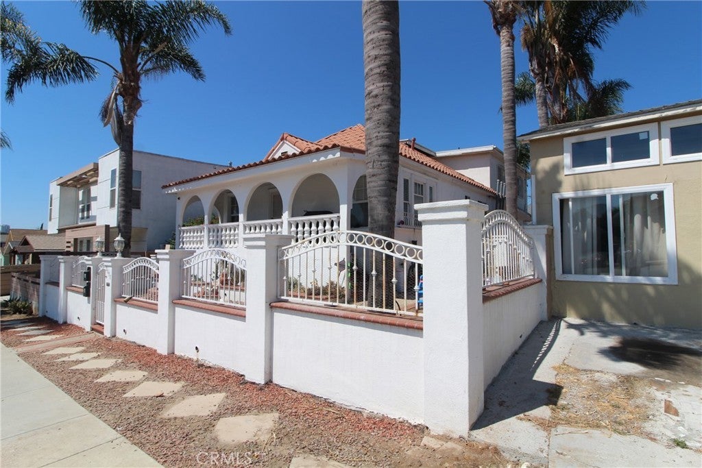 Photo of Listing #OC25229390