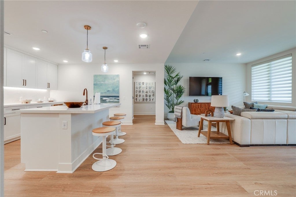 Photo of Listing #OC25229960