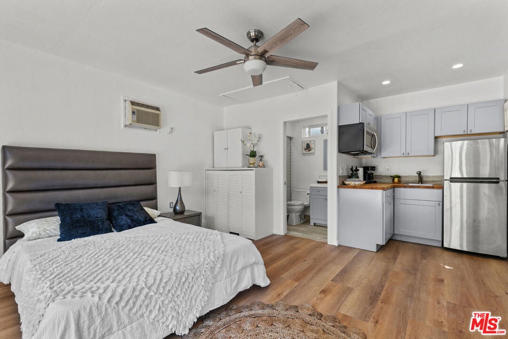 Photo of Listing #25600203