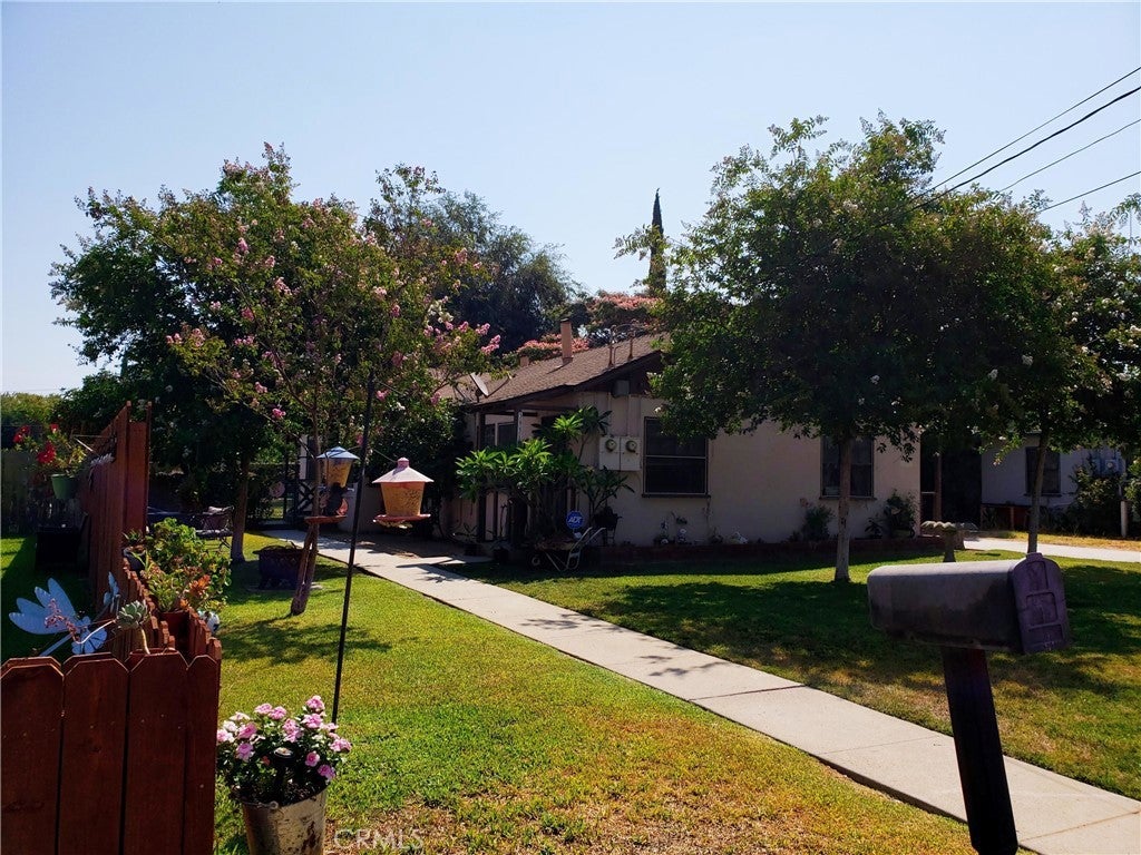 Photo of Listing #IV25230090