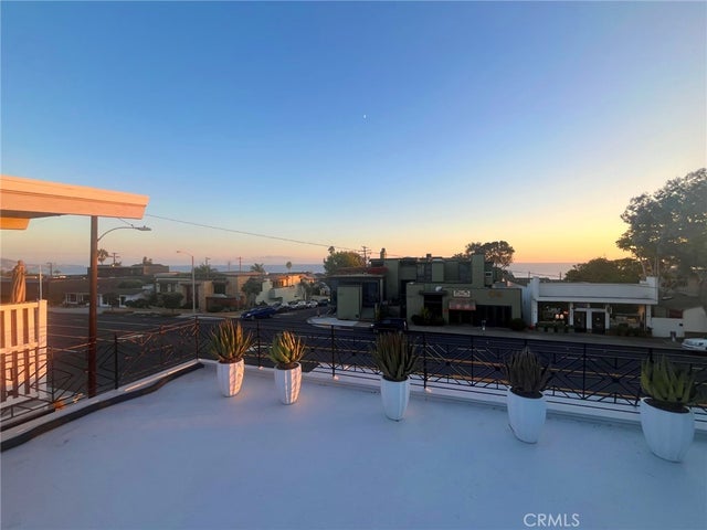 1220 N Coast Highway, Laguna Beach.