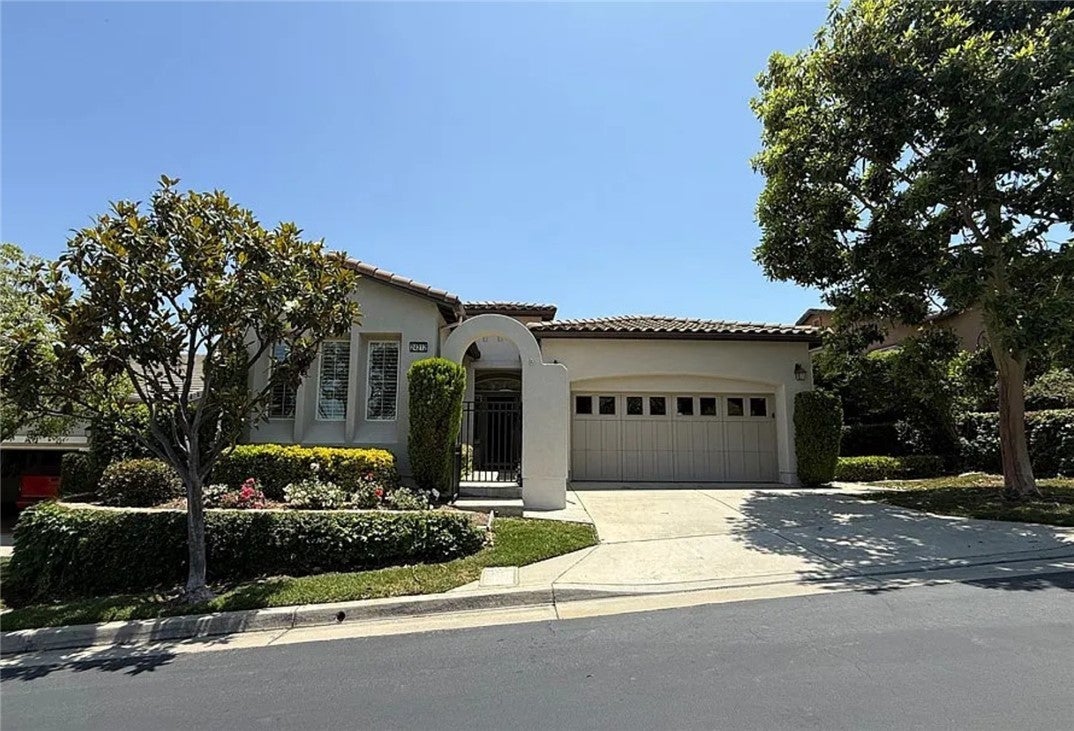 Photo of Listing #IV25230479