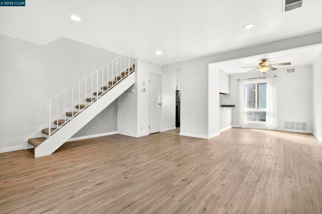 Photo of Listing #41113474