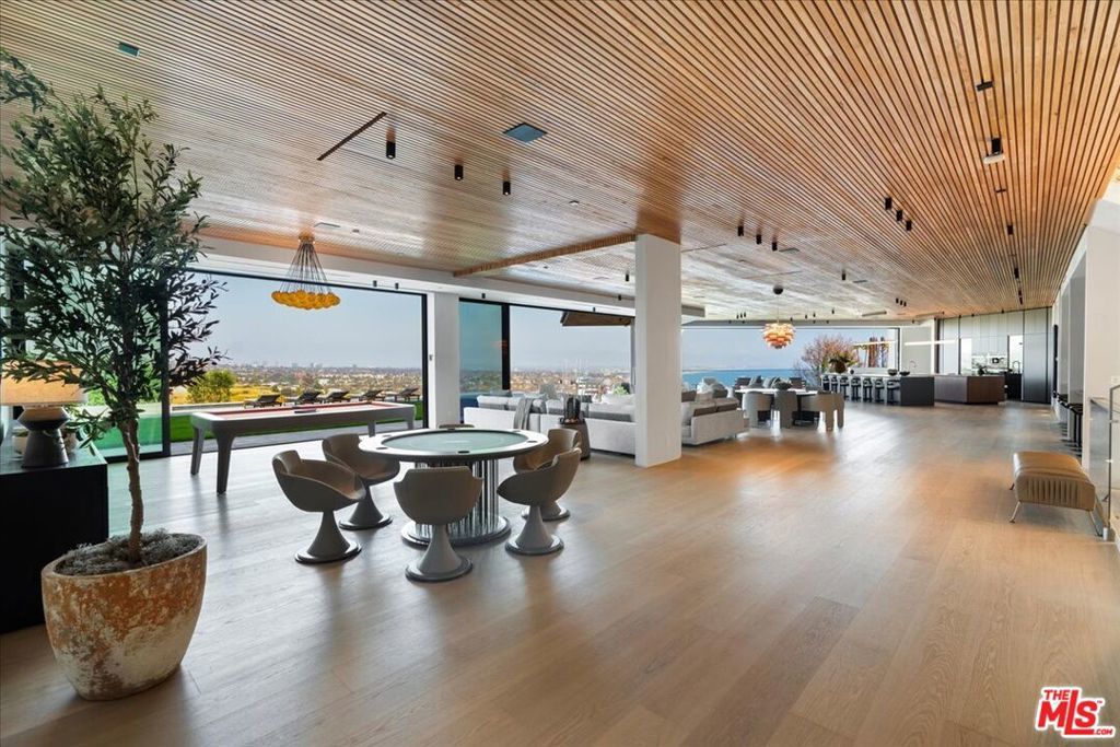 Photo of Listing #25600559