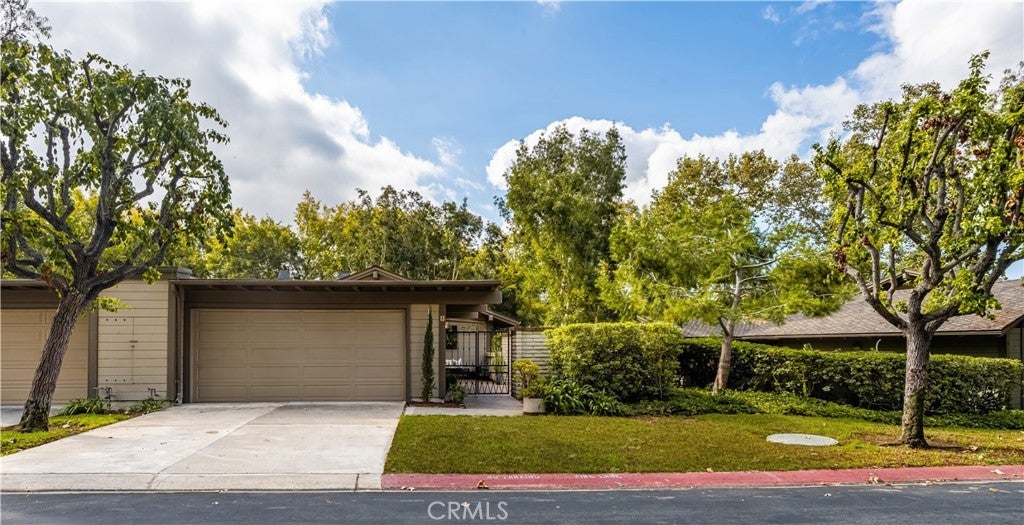 Photo of Listing #OC25229711