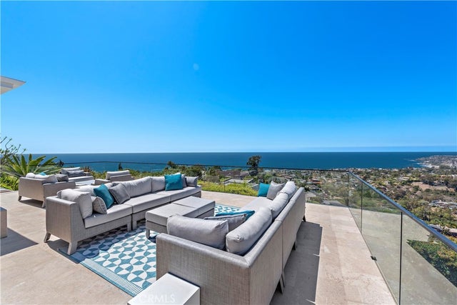 940 Summit Drive, Laguna Beach