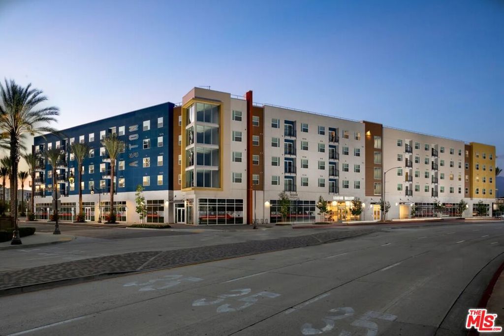 Photo of Listing #25601647