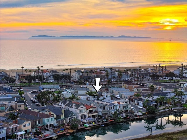 210 Grant Street # A, Newport Beach.